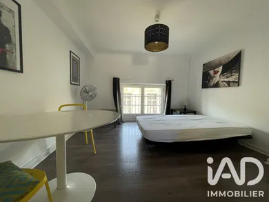 Studio à Avignon (84000)