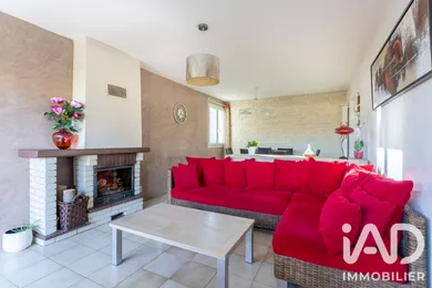 Maison à Clermont-Ferrand (63100)