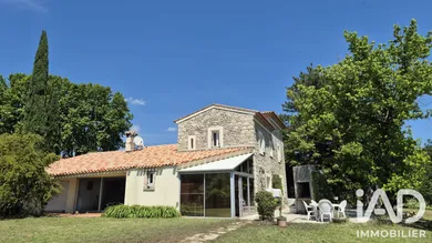 Maison d'architecte à Laroque (34190)