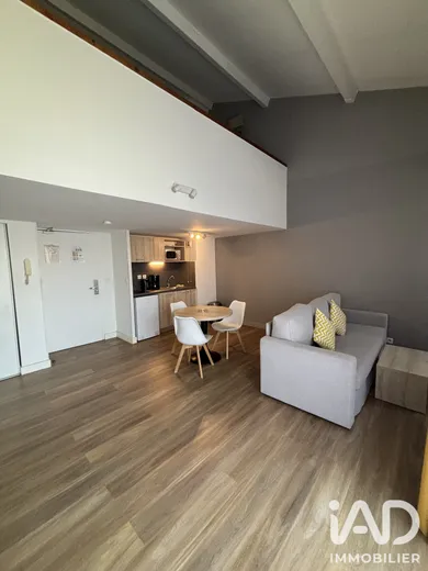 Apartment in Aix En Provence (13090)