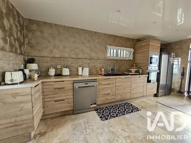 Maison traditionnelle à Saint-Quentin (02100)