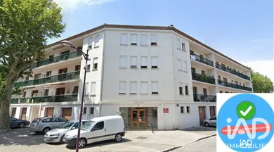 Apartment in Tarascon (13150)