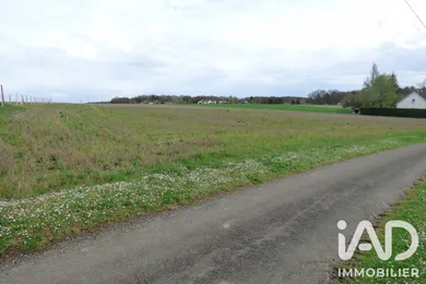 Terrain à bâtir à Nanteau-sur-Lunain (77710)