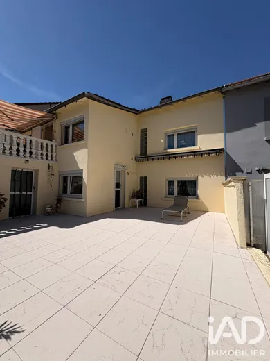 Maison traditionnelle à Freyming-Merlebach (57800)
