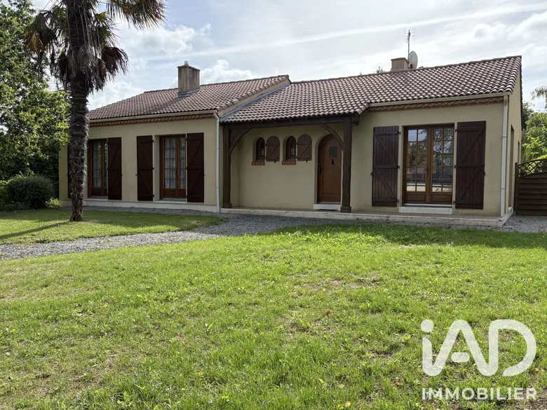 Maison 4 pièces 110 m² · à Saint Pere en Retz · 110 m² · 330 000 €