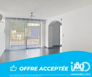 Apartment in Beaucaire (30300)