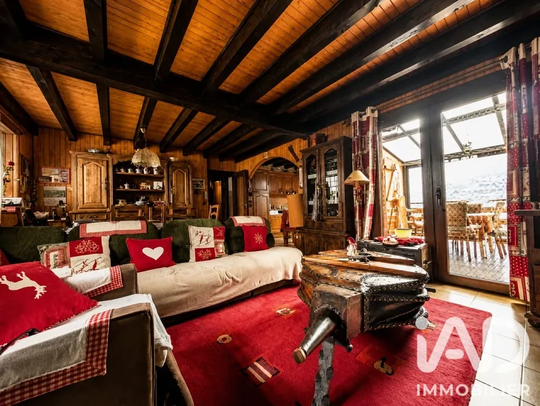 Maison 6 pièces 166 m² · à Les Angles · 166 m² · 620 000 €