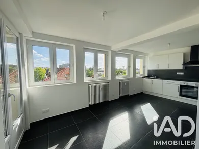 Apartment in Marcq-en-Barœul (59700)