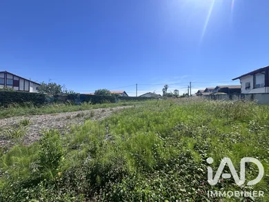 Building plot in Bidart (64210)