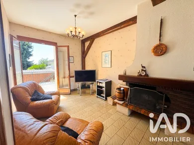 Maison à Mandres-les-Roses (94520)