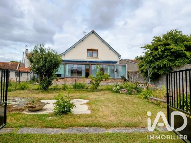 Maison 5 pièces 102 m² · à Dugny-sur-Meuse · 102 m² · 140 000 €