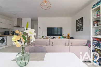 Apartment in Melun (77000)