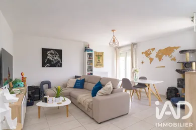 Apartment in Melun (77000)