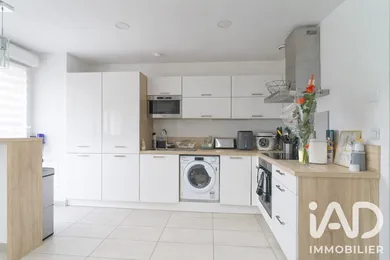 Apartment in Melun (77000)