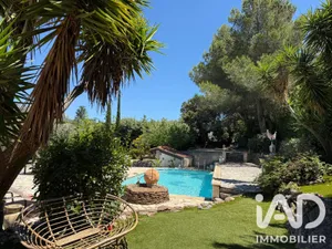 Maison à Toulon (83160)