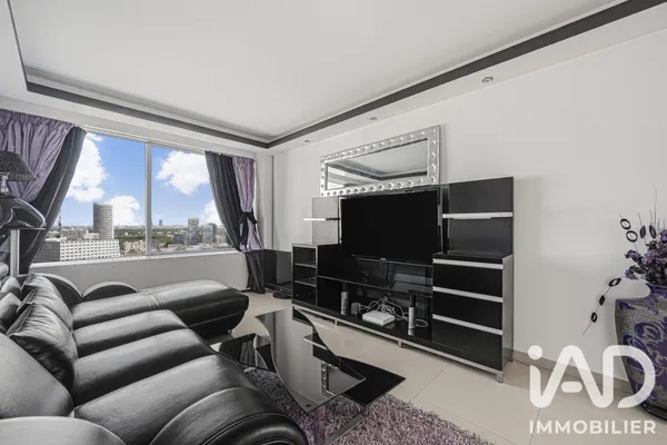 Appartement à Puteaux (92800) photo 2