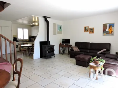 House in Montigny-le-Bretonneux (78180)