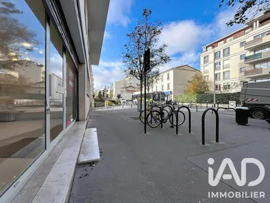 Murs commerciaux à Courbevoie (92400)