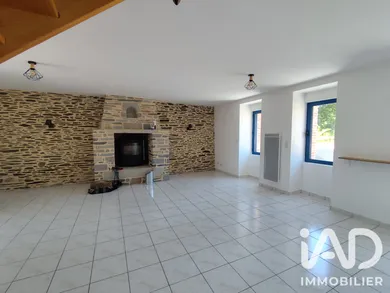 Village house in Sainte-Marie (35600)