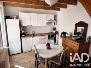 Townhouse in Sainte-Florine (43250)