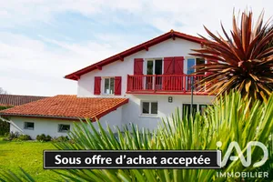 Maison à Jatxou (64480)