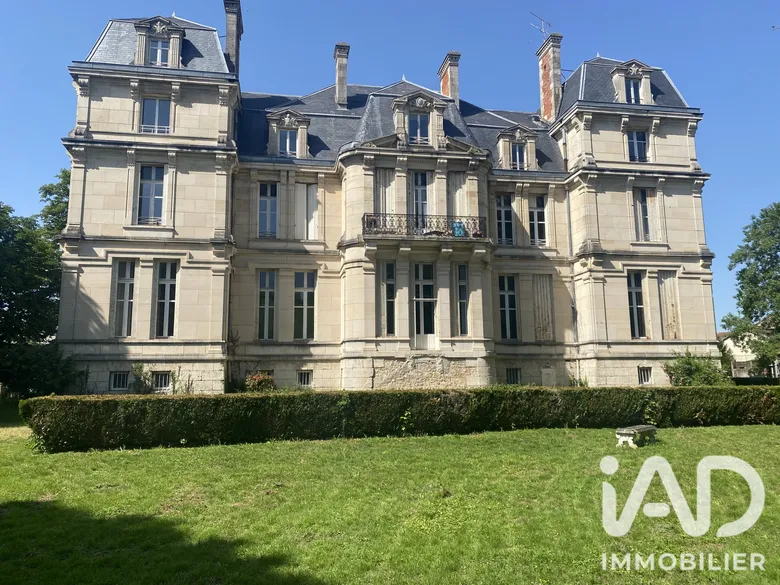 Maison 15 pièces 200 m² · à Châlons-en-Champagne · 200 m² · 1 260 000 €