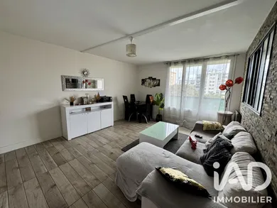Apartment in Chilly-Mazarin (91380)