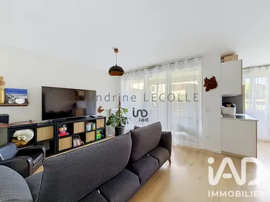 Apartment in Chessy (77700)