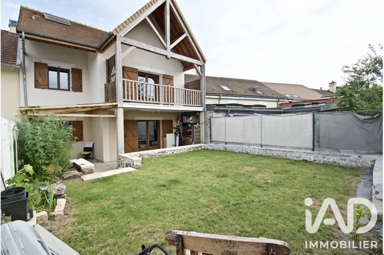 Maison 6 pièces 131 m² · à Boissy-sous-Saint-Yon · 131 m² · 330 000 €