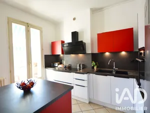 Apartment in Grenoble (38100)