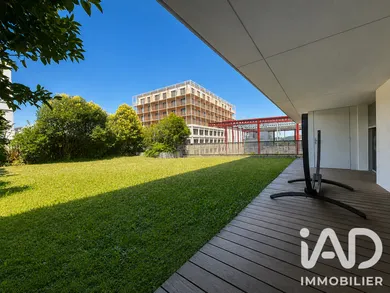 Appartement à Bordeaux (33800)
