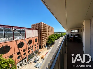 Appartement à Bordeaux (33800)