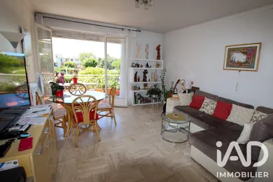 Appartement à Antibes (06160)