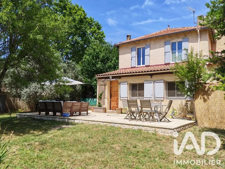 Maison 5 pièces 101 m² · à Peypin-d'Aigues · 101 m² · 349 000 €