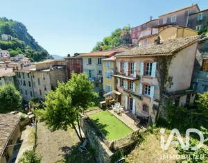 Maison de village à GILETTE (06830)