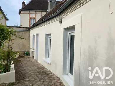 Maison de ville à Sézanne (51120)