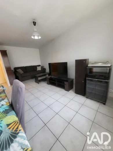 Appartement à Combs-la-Ville (77380)