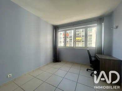 Appartement à Paris (75020)