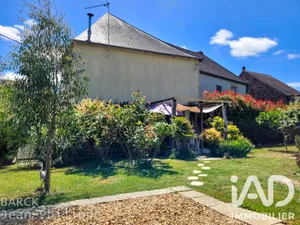 Maison de village à Chambérat (03370)