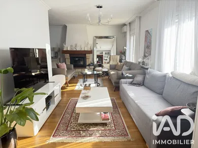 House in Verneuil-sur-Seine (78480)