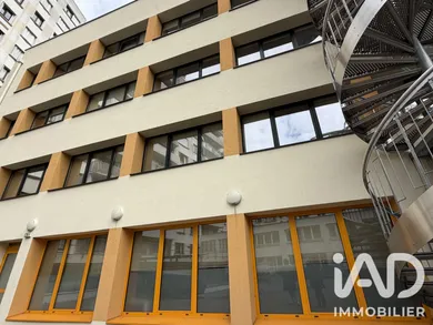 Immeuble à Paris (75019)