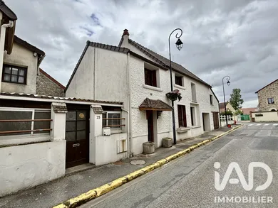Maison de village à Villejust (91140)