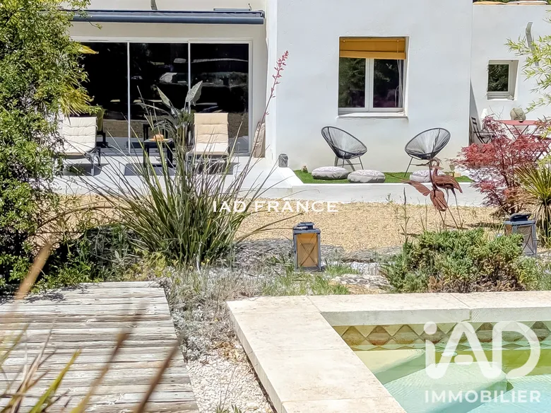 Maison 5 pièces 215 m² · à Peynier · 215 m² · 960 000 €
