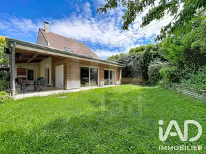 Maison à Ozouer-le-Voulgis (77390)