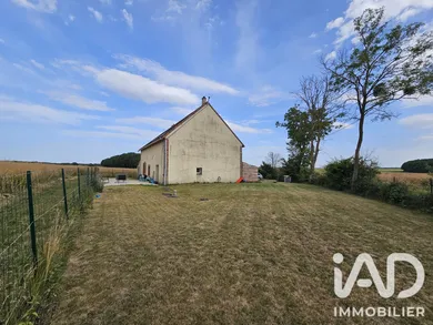 Maison à Précy-sur-vrin (89116)