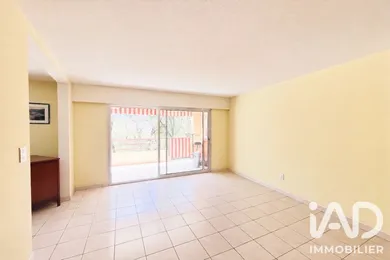 Apartment in Villeneuve-Loubet (06270)