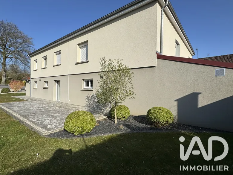 Maison 6 pièces 171 m² · à Le Mesnil-Rouxelin · 171 m² · 269 000 €