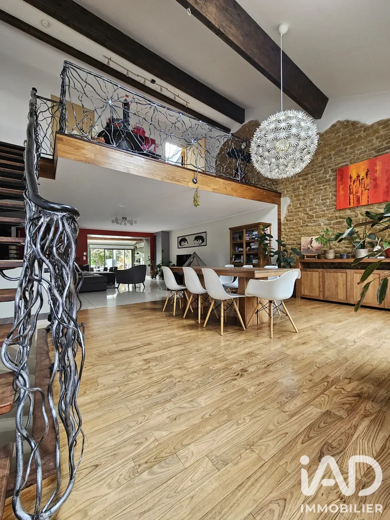 Maison 6 pièces 240 m² · à Tellancourt · 240 m² · 445 000 €