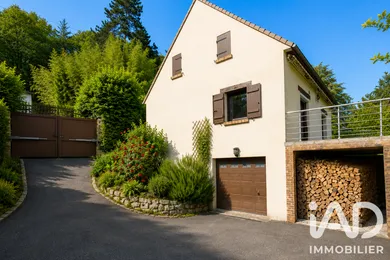Maison traditionnelle à Champagne-sur-Oise (95660)