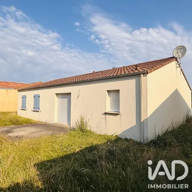 House in Les Epesses (85590)